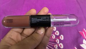 Staze Gloss Lock 2-in-1 Liquid Lipstick