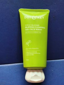 Dot & Key Cica Gel Face Wash