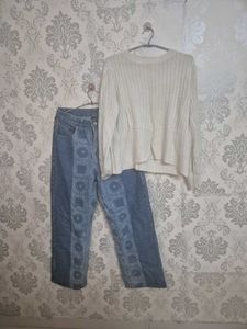 Cream Ribbed Knit Sweater & Patterned Jeans Set