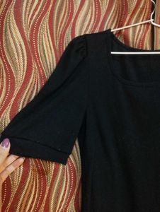 Chic Black Puff Sleeve Square Neck Top
