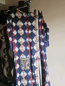 Blue Diamond Print Cold Shoulder Kurta