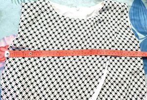 Cute White Top Bust Size Is 32