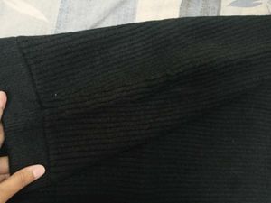Ribbed Knit Mini Skirt