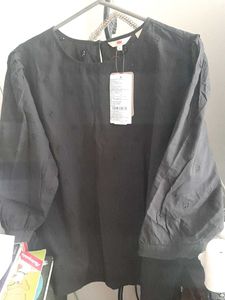 Levi's Chic Black Broderie Anglaise Top