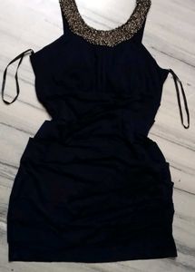 💙❤️‍🔥90's Chic Neavy Blue Embellished Dress