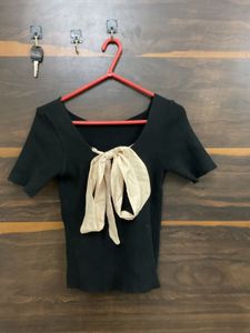 Chic Black Knit Top