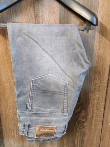 Men's Grey Wash Jeans