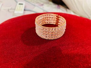 Stunning Crystal Bracelet new with tag