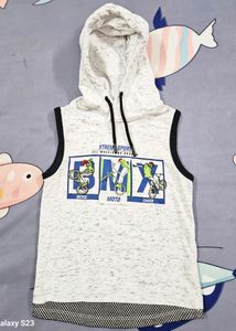 Sleevless Hoodie