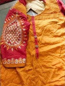 This Is Pure Cotton Kurta Set With Phant No Dhuppata ,Xxl Size 44 Size ,Lightly Another Colour Attached At Bottom Another All Is Nice
