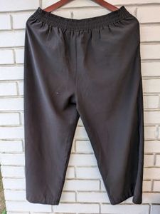2-Leg Cropped Trousers with minor defe