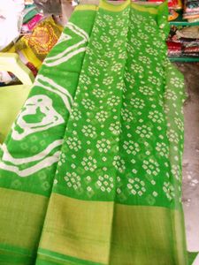 Vibrant Green Bandhani Saree