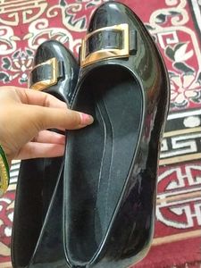 Belly Heels