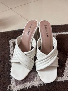 Chic White Block Heel Sandals