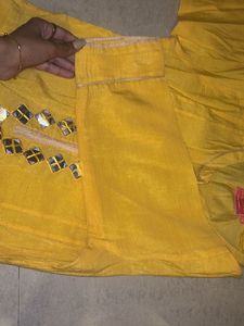 mirrored yellow straight women kurti