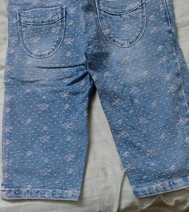 Cute Floral Print Denim Capris