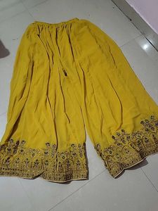Emerald Green Embroidered Kurta