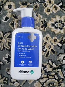 The Derma Co. 2.5% Benzoyl Peroxide Face Wash