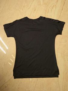 Black Fitted T-Shirt with Logo Detail!