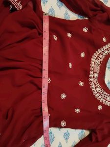 Floral embroidered high slit kurta with Plazzo