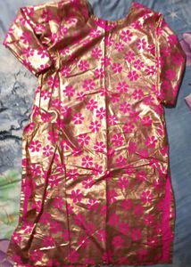 Stunning Pink Floral Kurta size:s,m