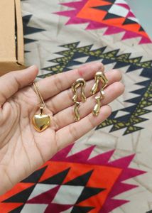 Heart Pendant Necklace & Unique Earrings Set