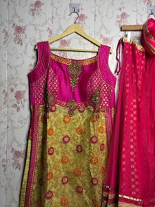 Beautiful Pink &amp; Gold Lehenga Choli