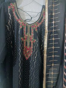 Elegant Black Salwar Kameez Suit