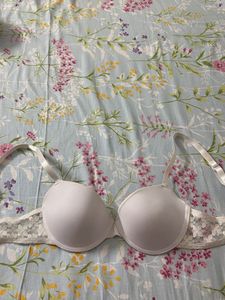 Classic White Lace Trim Bra- padded &underwired