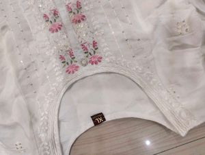 Elegant White Kurta Set with Pink Embroidery