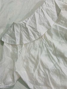 Chic White Peter Pan Collar Top