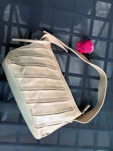 Stylish Beige Quilted Hobo Bag