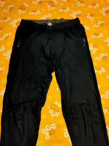 Black Jeggings And Palazzo Pant Combo