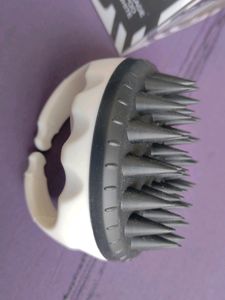 Scalp Massage And Shampoo brush