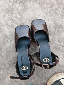 New Stylish Block Heel Sandals