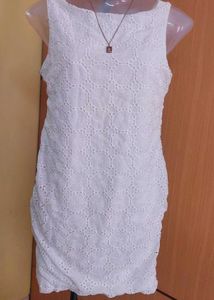 Chic Lace Short Dress