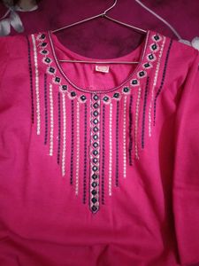 Pink women's woolen kurta