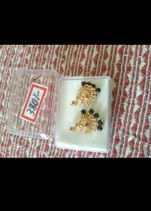 Traditional Gold &amp; Black Bead Earrings