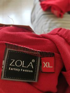 ZOLA Red Leggings with Lace Trim