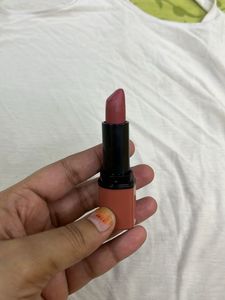Makeup Combo: Nude Matte Lipstick + FREE 2-in-1 Co