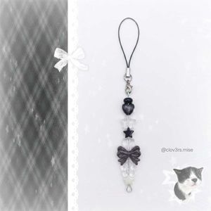 ‧˚꒰💬꒱ Matching couple phone charm ˚. ᵎᵎ