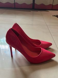 Hot Pink Heels