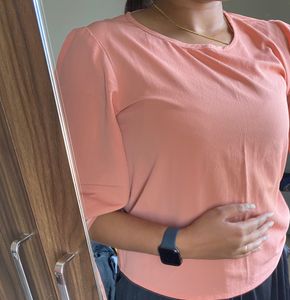 RARE Arm slit sleeves Top