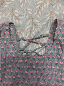 Cute Printed Sleeveless kurti