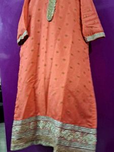 Elegant Peach Embroidered Kurta