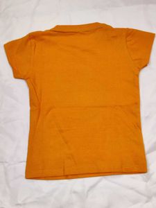 T-Shirt with Sequin Design 3-4 years