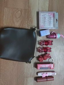 11-in-1 Ultimate Glam Box - Sling Bag + Pouch + 8