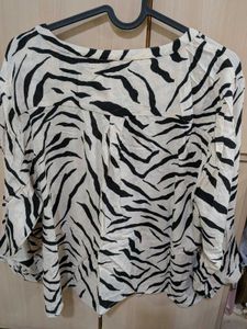 XXL stylish Zebra Print Long Sleeve Top