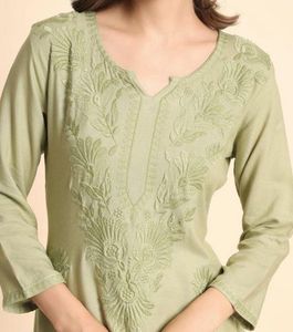 Elegant Green Embroidered Kurta