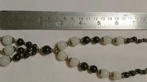 Elegant onlx Beaded Necklace